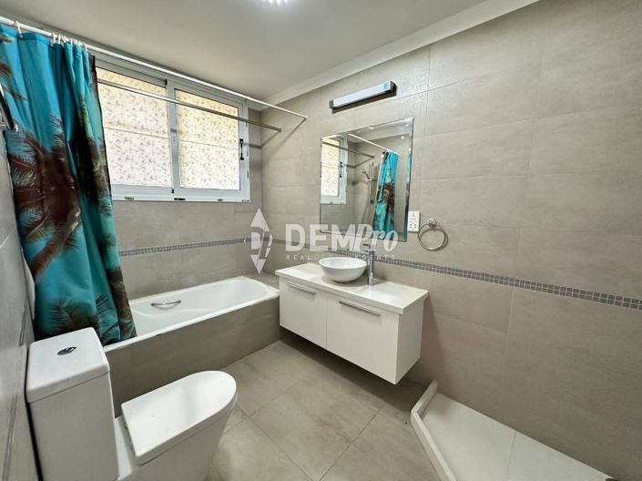 Image No.13-3 Bed Villa for sale