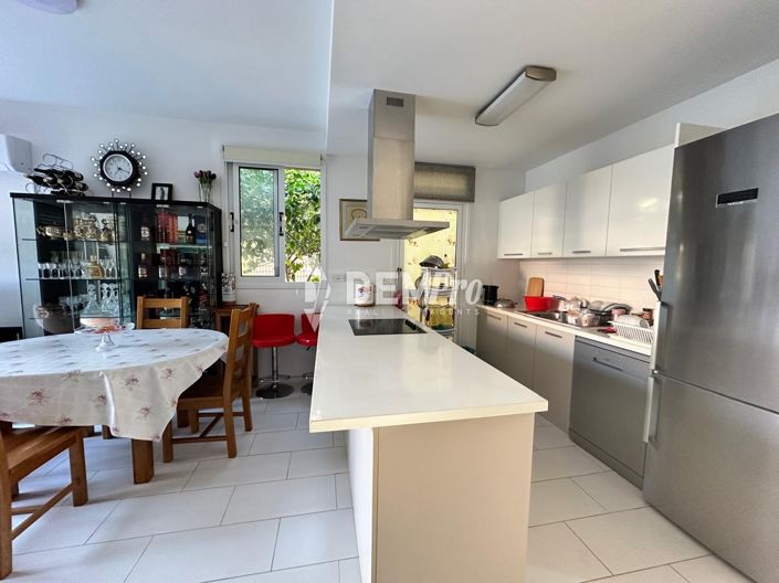 Image No.6-3 Bed Villa for sale