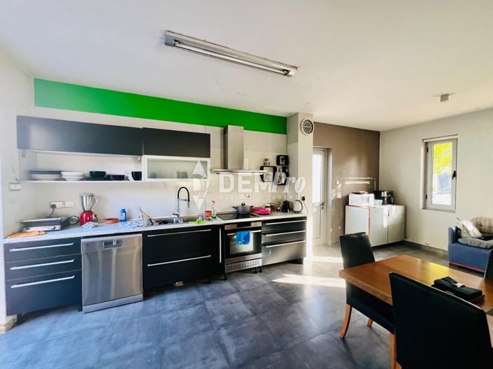 Image No.6-3 Bed Villa for sale