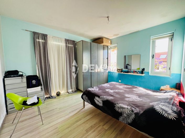 Image No.8-3 Bed Villa for sale