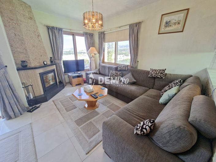 Image No.2-3 Bed Villa for sale