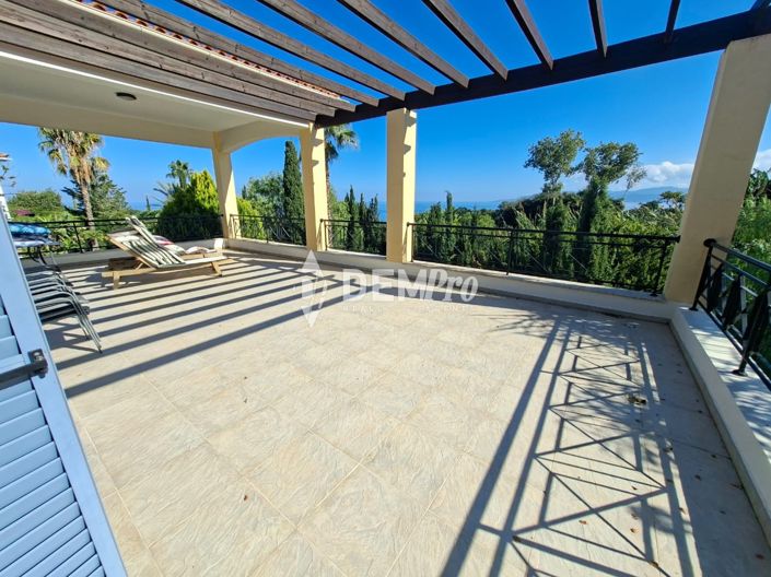 Image No.3-3 Bed Villa for sale