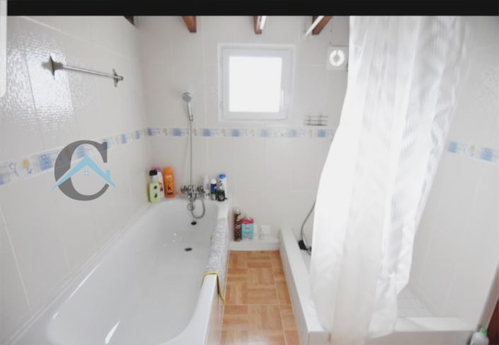 Image No.24-5 Bed Country House for sale