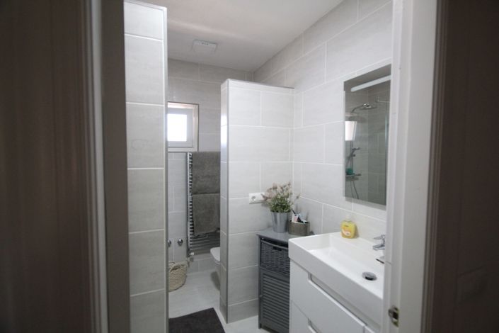 Image No.35-5 Bed Country House for sale