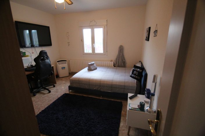 Image No.39-5 Bed Country House for sale