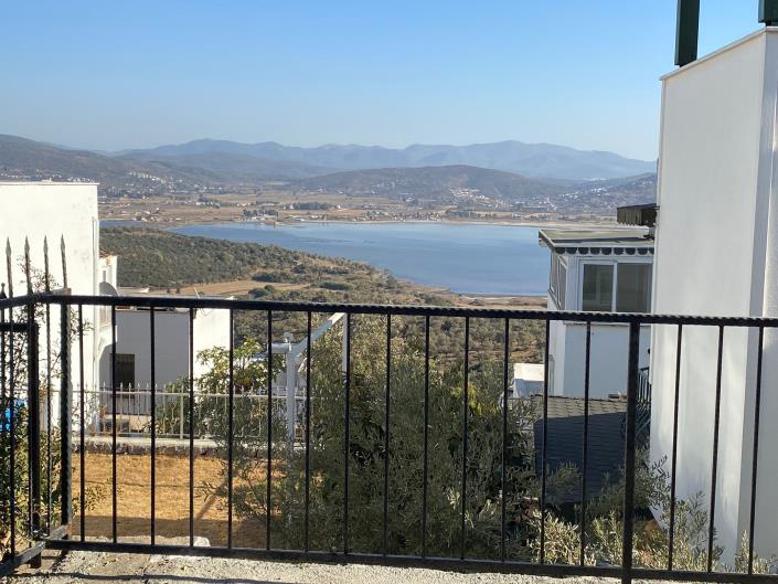 Image No.20-2 Bed Duplex for sale