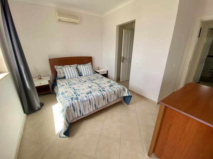 Image No.25-3 Bed Villa / Detached for sale