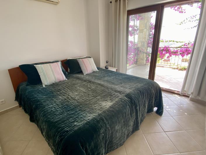 Image No.35-3 Bed Villa / Detached for sale