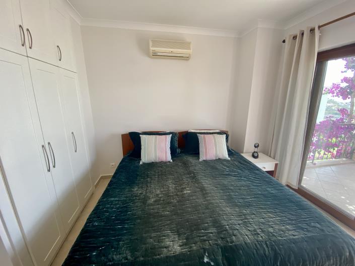 Image No.37-3 Bed Villa / Detached for sale