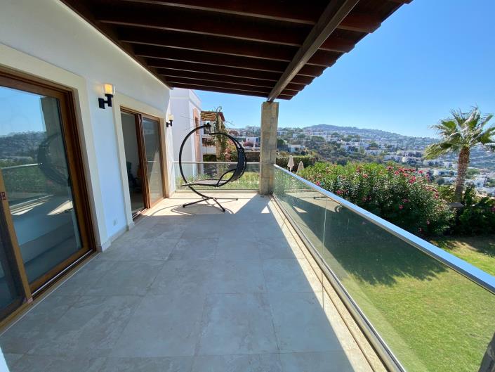 Image No.27-3 Bed Villa / Detached for sale