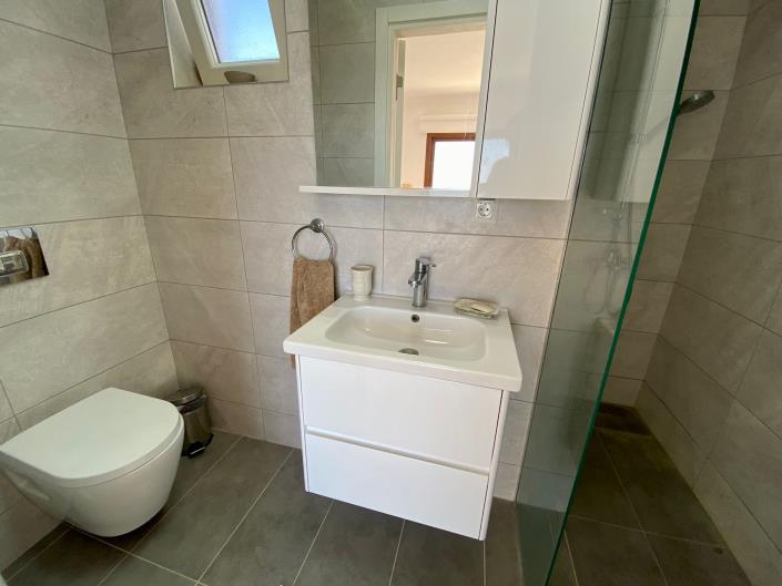 Image No.29-3 Bed Villa / Detached for sale