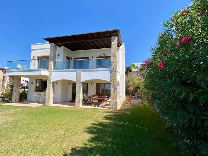 Image No.37-3 Bed Villa / Detached for sale