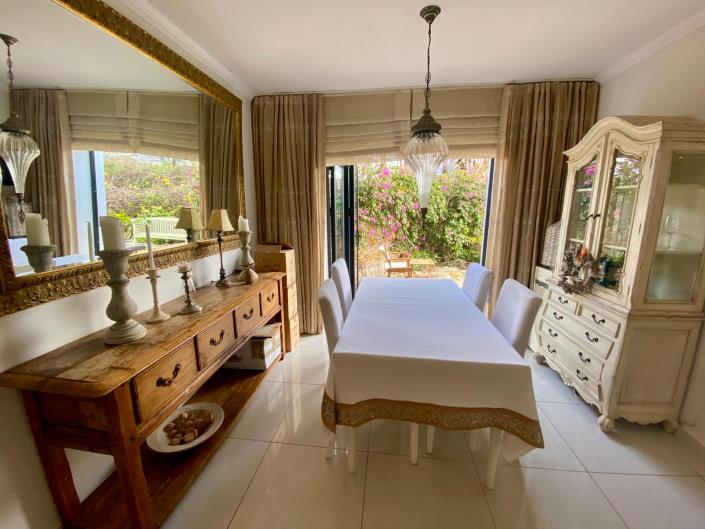 Image No.15-3 Bed Villa / Detached for sale