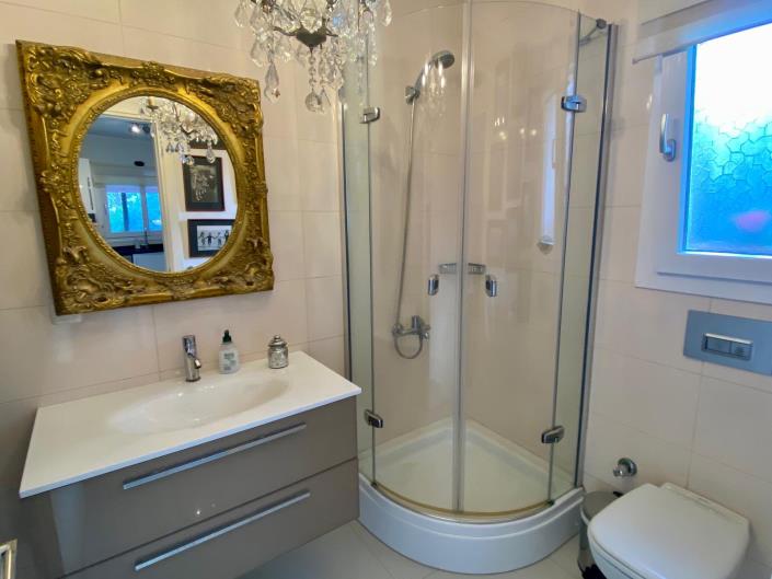 Image No.31-3 Bed Villa / Detached for sale