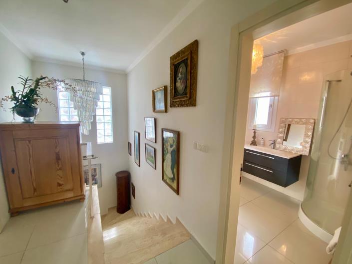 Image No.33-3 Bed Villa / Detached for sale