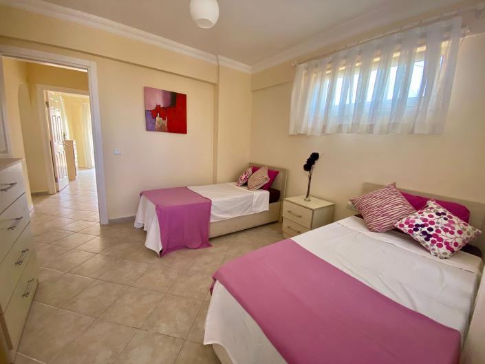 Image No.19-2 Bed Apartment for sale