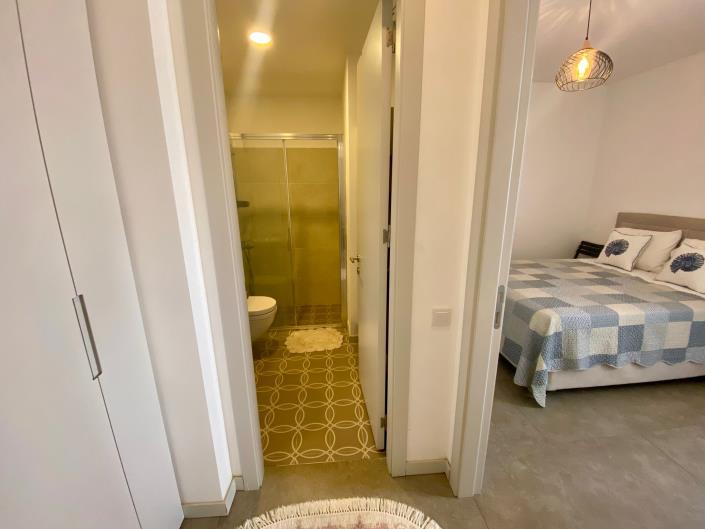 Image No.14-3 Bed Villa / Detached for sale