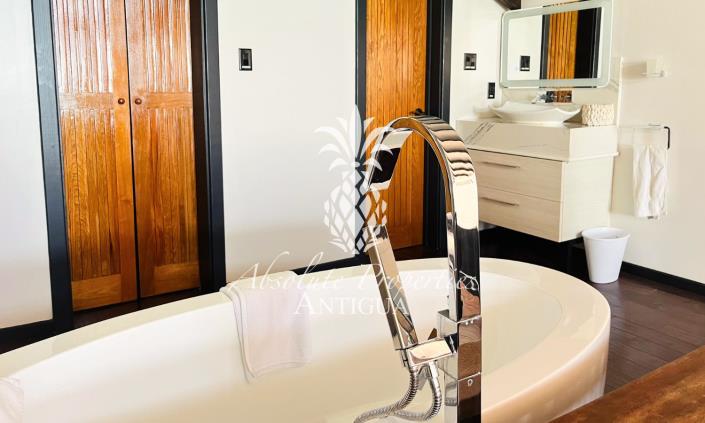 Image No.9-3 Bed Townhouse for sale