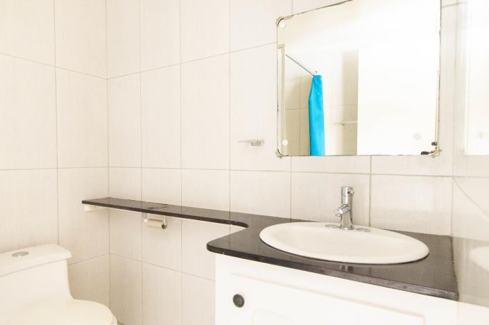 Image No.21-2 Bed Townhouse for sale