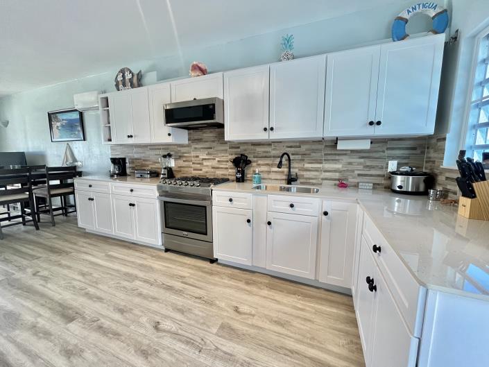 Image No.6-2 Bed Townhouse for sale