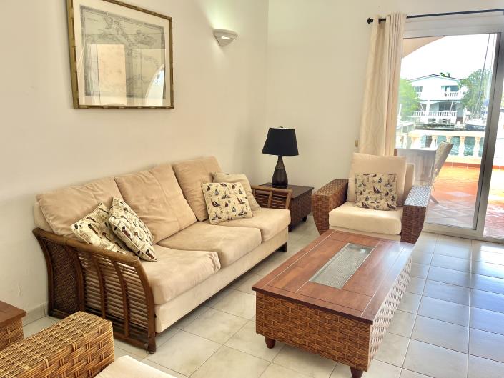 Image No.6-2 Bed Townhouse for sale