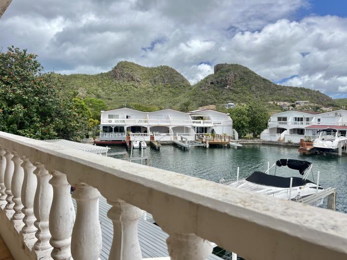 Image No.12-2 Bed Townhouse for sale