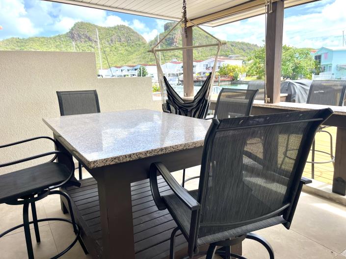 Image No.6-2 Bed Townhouse for sale