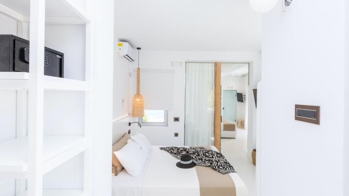 Image No.37-5 Bed Villa for sale