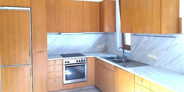 Image No.17-4 Bed House for sale