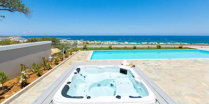 Image No.6-5 Bed Villa for sale