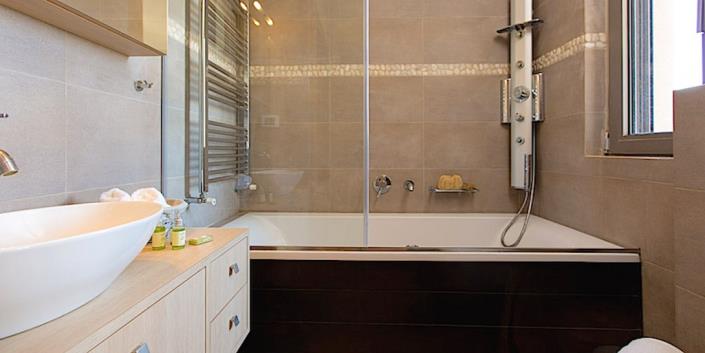 Image No.32-5 Bed Villa for sale