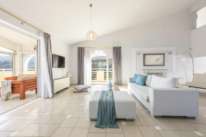 Image No.8-7 Bed Villa for sale