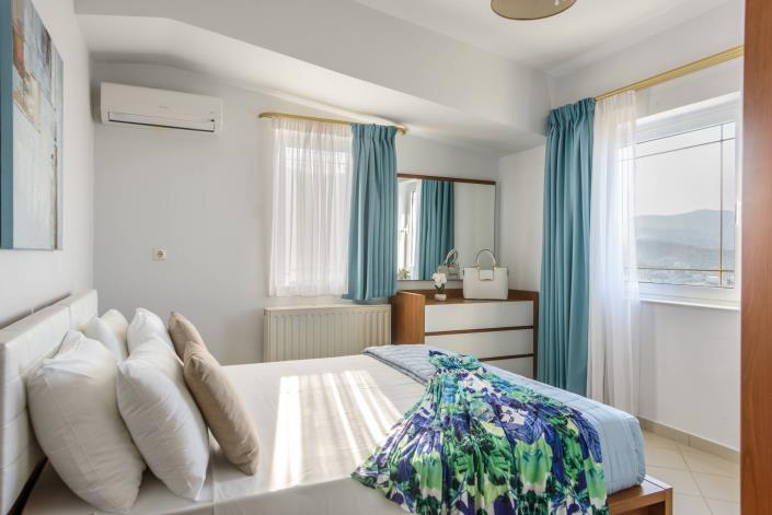 Image No.12-7 Bed Villa for sale