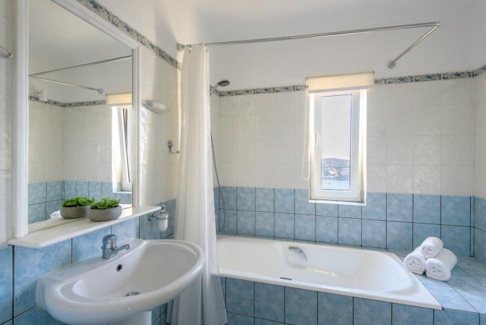 Image No.14-7 Bed Villa for sale