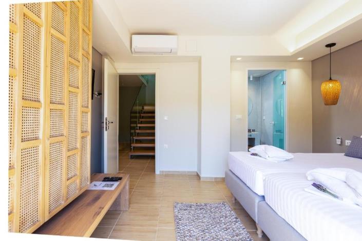 Image No.14-2 Bed Villa for sale