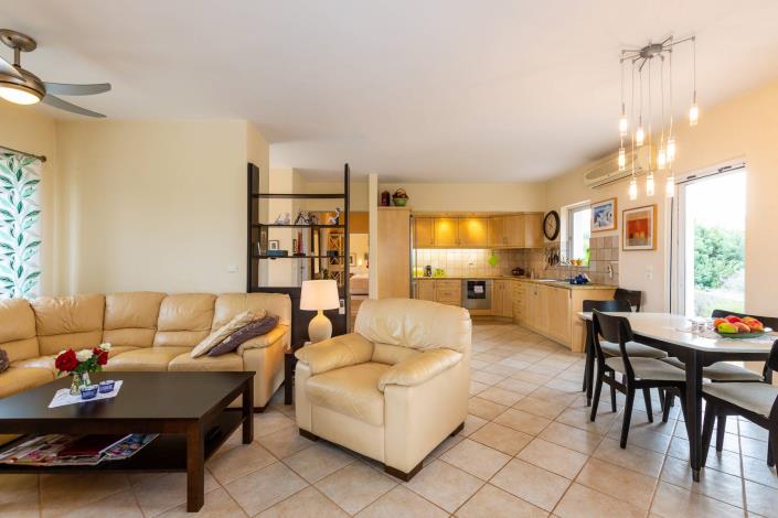 Image No.8-3 Bed Villa for sale