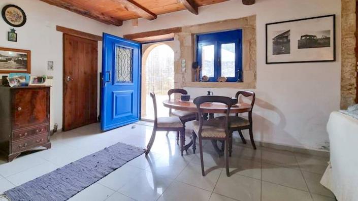 Image No.33-5 Bed House for sale