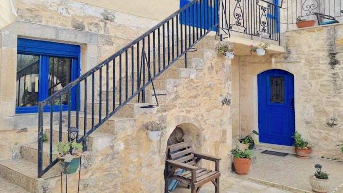 Image No.35-5 Bed House for sale