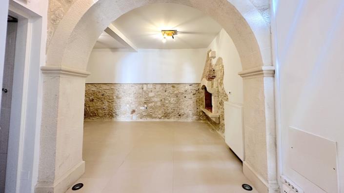 Image No.7-3 Bed House for sale