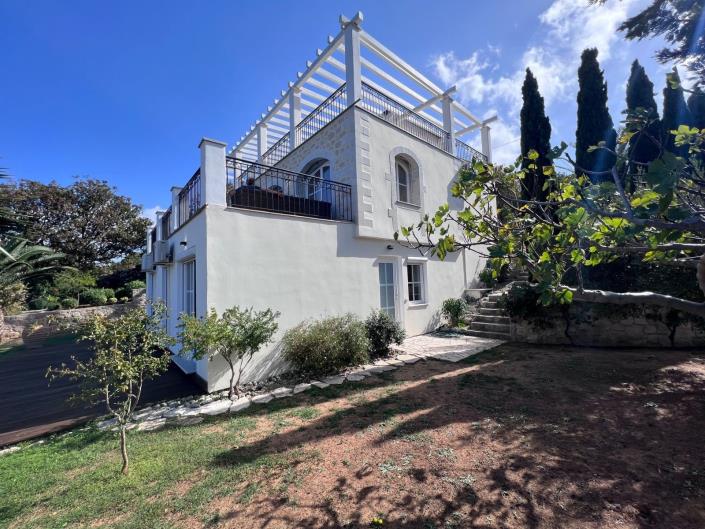 Image No.19-6 Bed Villa for sale