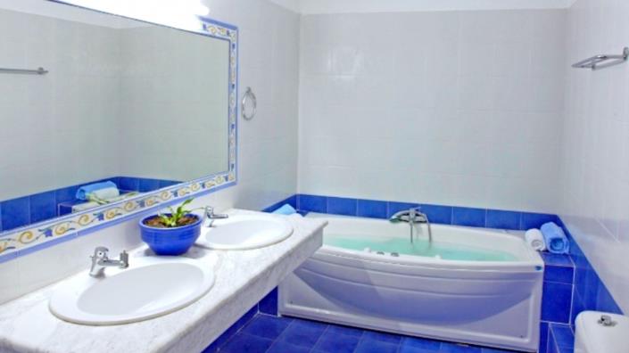 Image No.18-4 Bed Villa for sale