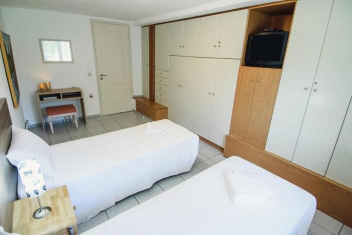 Image No.29-5 Bed Villa for sale