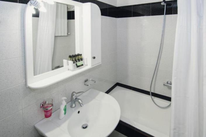 Image No.30-5 Bed Villa for sale