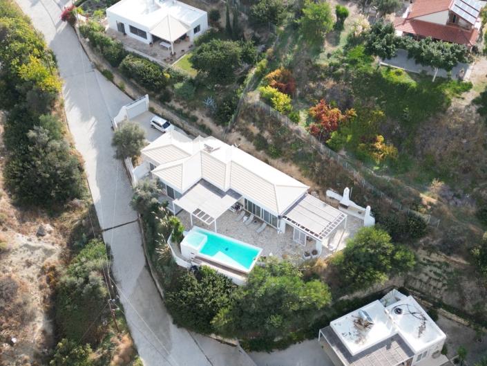 Image No.1-3 Bed Villa for sale
