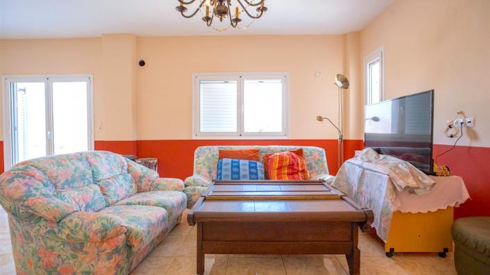 Image No.11-5 Bed Villa for sale