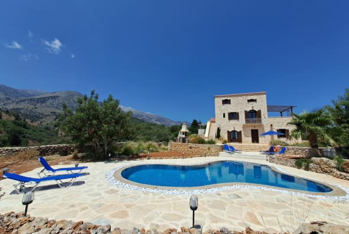 Image No.1-7 Bed Villa for sale