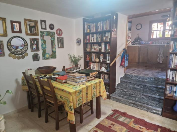 Image No.14-3 Bed House for sale