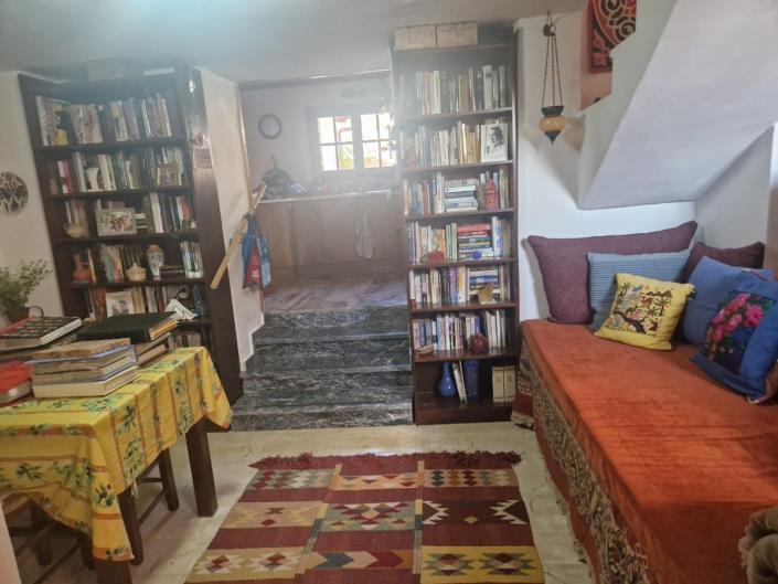 Image No.17-3 Bed House for sale