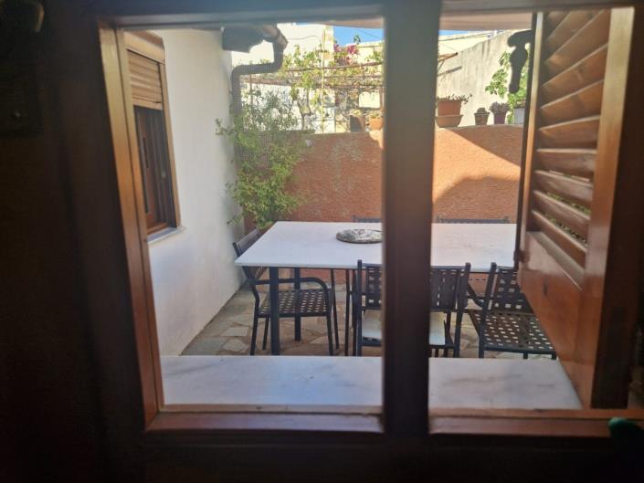 Image No.21-3 Bed House for sale