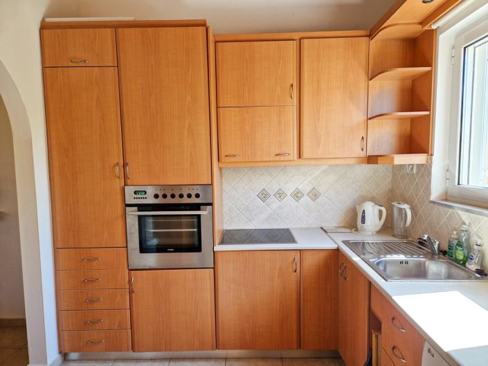 Image No.13-2 Bed House for sale